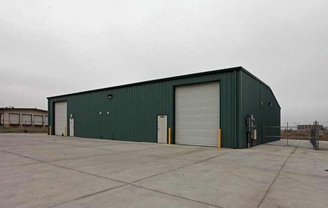 Plus de détails pour 2481-2485 Acme Ct, Turlock, CA - Industriel à louer