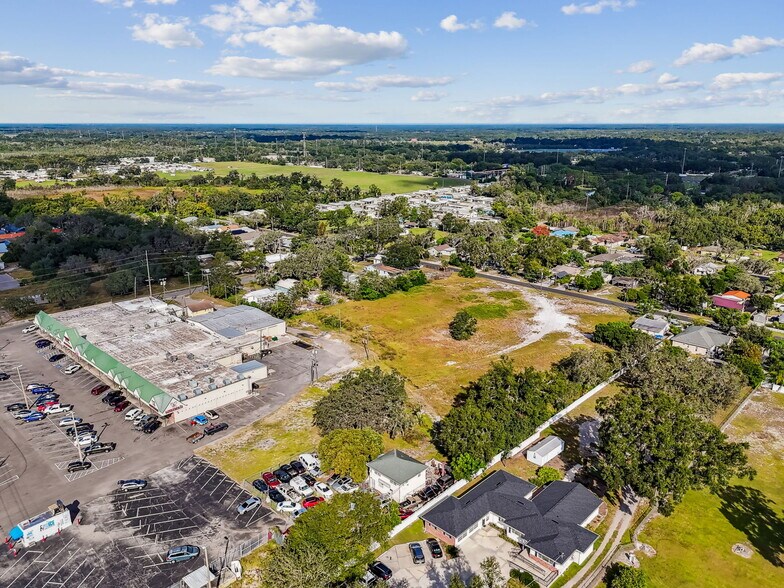 3309 Gloria Ave, Plant City, FL à vendre - Photo du bâtiment - Image 3 de 16