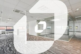 22 Rue Robert Witchitz, Ivry-sur-Seine for lease Interior Photo- Image 2 of 4