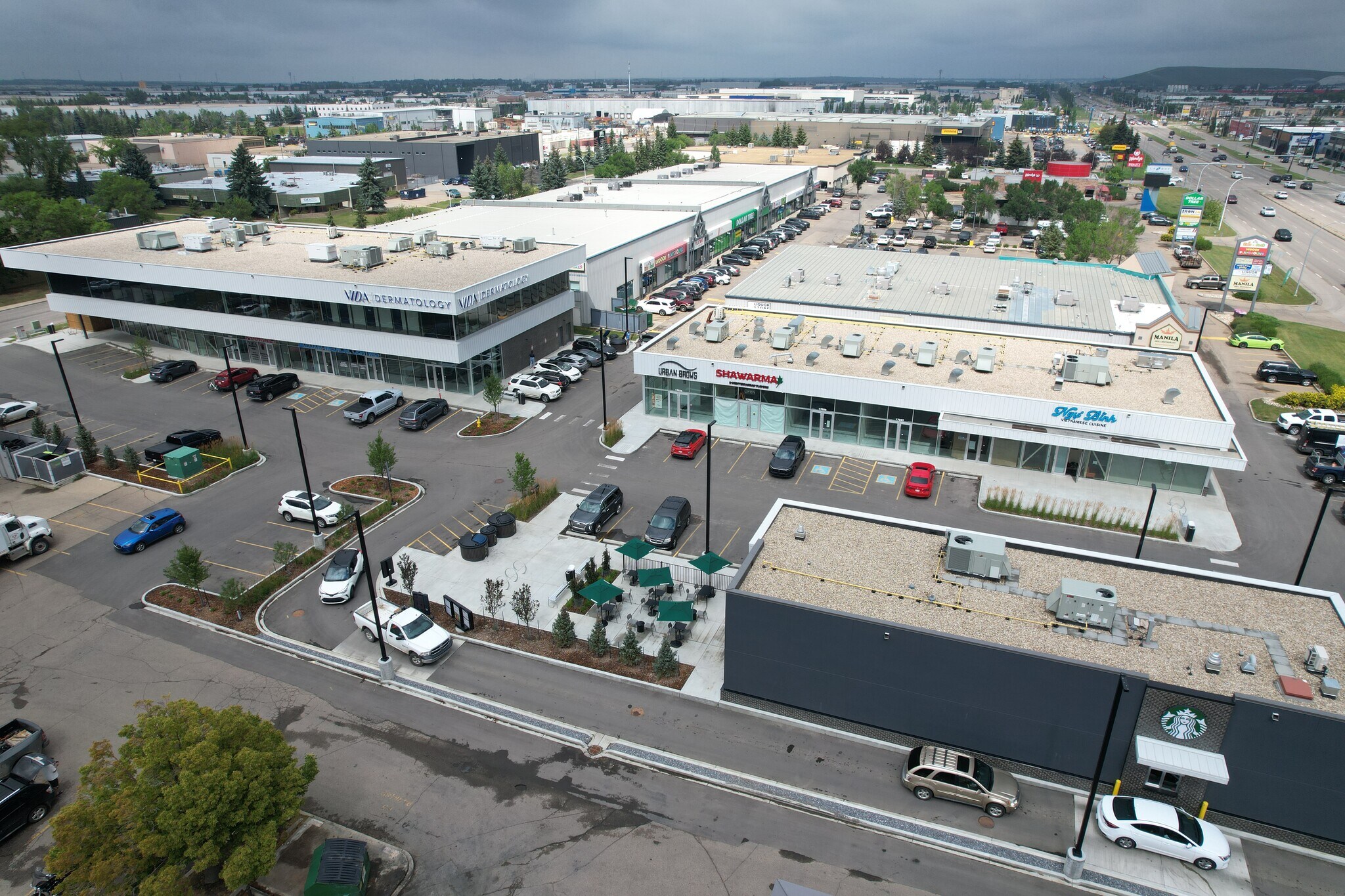 17004 107 Av NW, Edmonton, AB à louer Photo principale- Image 1 de 9