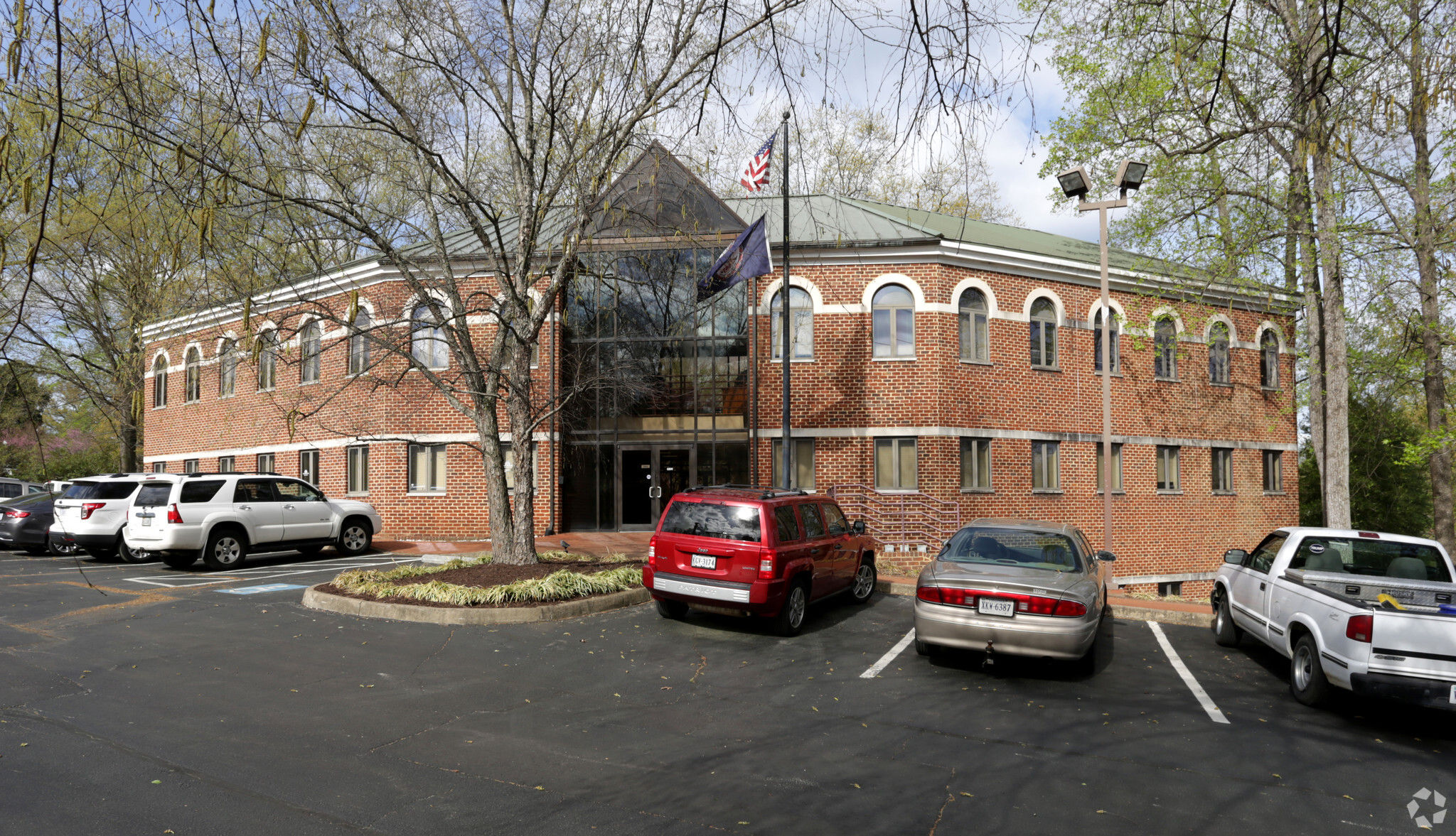 4801 Hermitage Rd, Richmond, VA for lease Primary Photo- Image 1 of 17