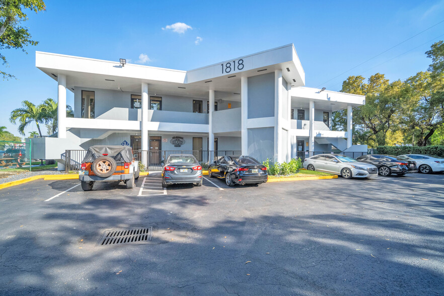 1818 Sheridan St, Hollywood, FL for sale - Building Photo - Image 1 of 24