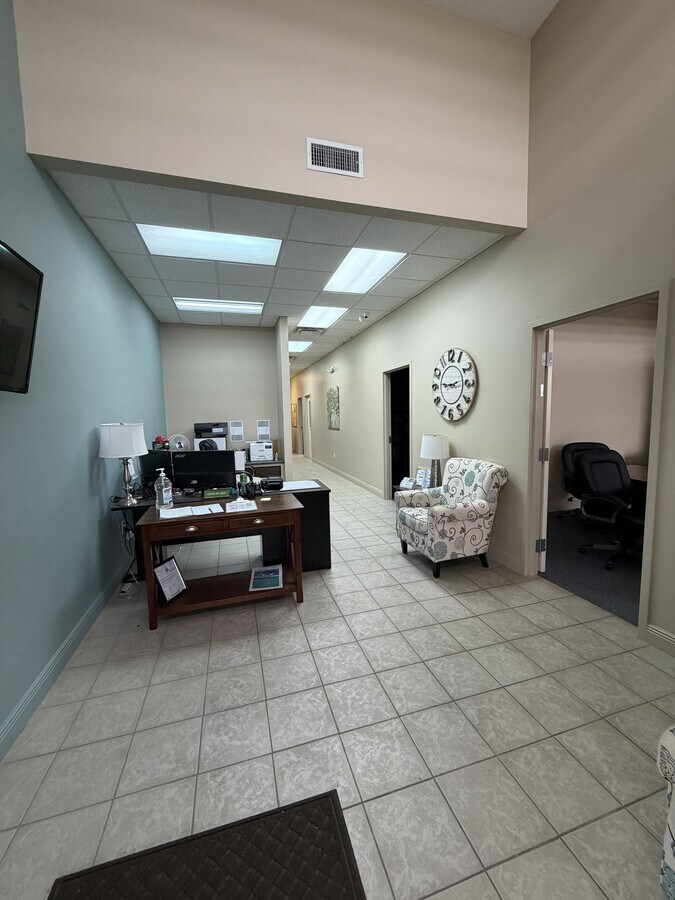 1217 Airport Rd, Destin, FL 32541 - Unité 419 - - Photo intérieure - Image 1 of 9