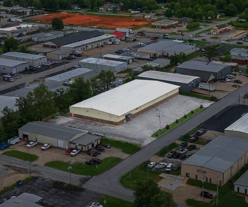 1007 S Century St, Springdale, AR à vendre - Photo du bâtiment - Image 3 de 5