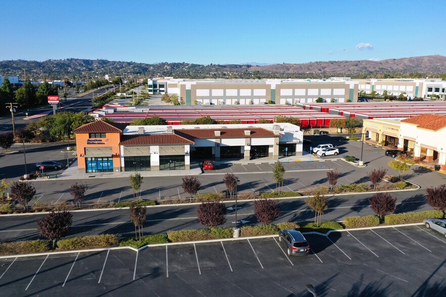 4180 N Harbor Blvd, Fullerton, CA for sale - Building Photo - Image 2 of 7