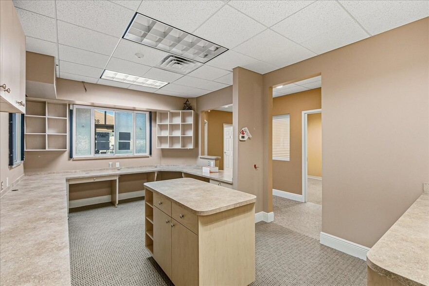 8043 Spyglass Hill Rd, Melbourne, FL for lease - Interior Photo - Image 3 of 18