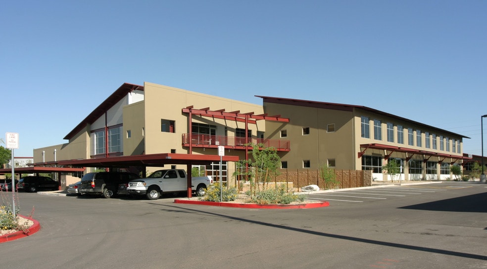 5013 E Washington St, Phoenix, AZ for sale - Building Photo - Image 3 of 16