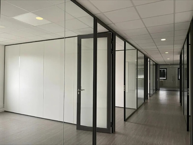 Bureau dans Cergy à louer - Photo intérieure - Image 1 de 12