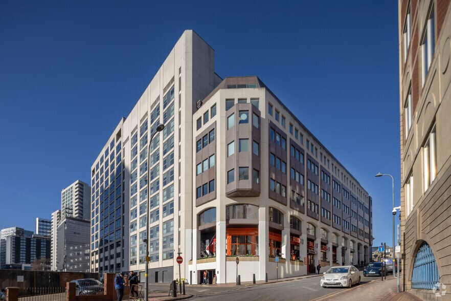 1 Victoria Sq, Birmingham à louer - Photo du bâtiment - Image 1 de 23