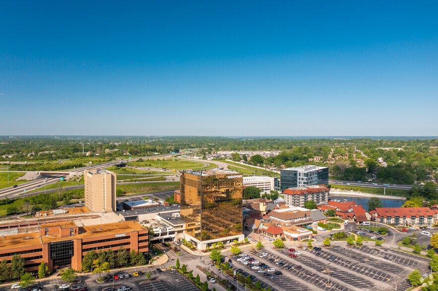 102 Westport Plaza Dr, Saint Louis, MO à louer - Aérien - Image 3 de 3