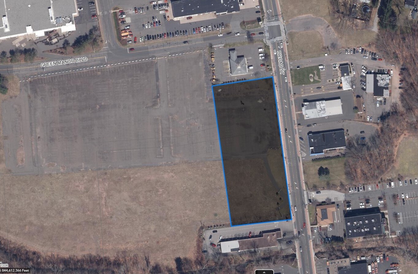 330 Broad St, Manchester, CT à vendre Aérien- Image 1 de 2