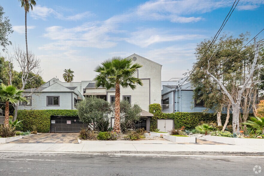 6337 Primrose Ave, Los Angeles, CA à vendre - Photo du bâtiment - Image 2 de 33