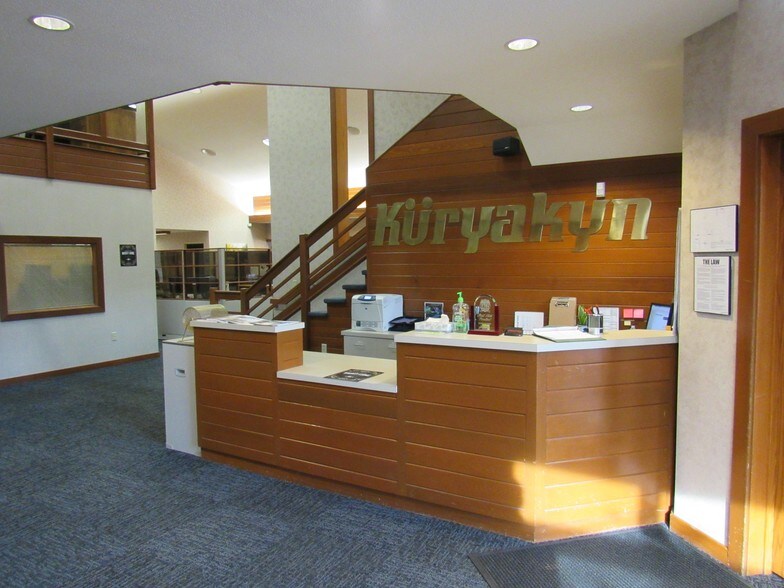 454 County Rd V V, Somerset, WI à vendre - Photo du bâtiment - Image 3 de 60