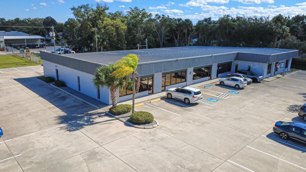2290-2298 W Airport Blvd, Sanford, FL for lease - Building Photo - Image 1 of 12