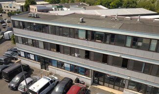 Plus de détails pour 29-31 Rue Des Entrepreneurs, Carrières-sur-Seine - Local d'activités à louer