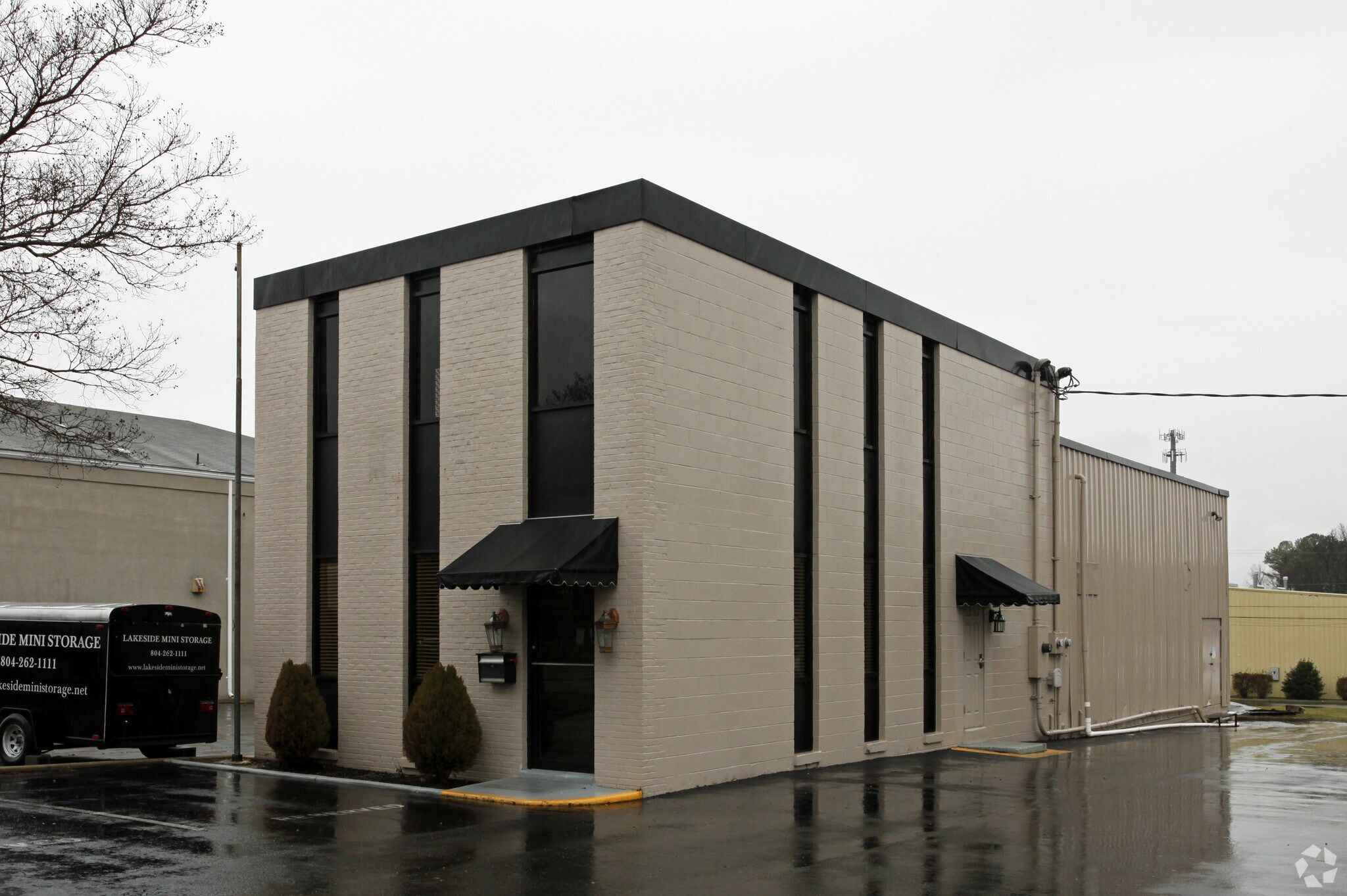 3002 Lincoln Ave, Richmond, VA à louer Photo du bâtiment- Image 1 de 5