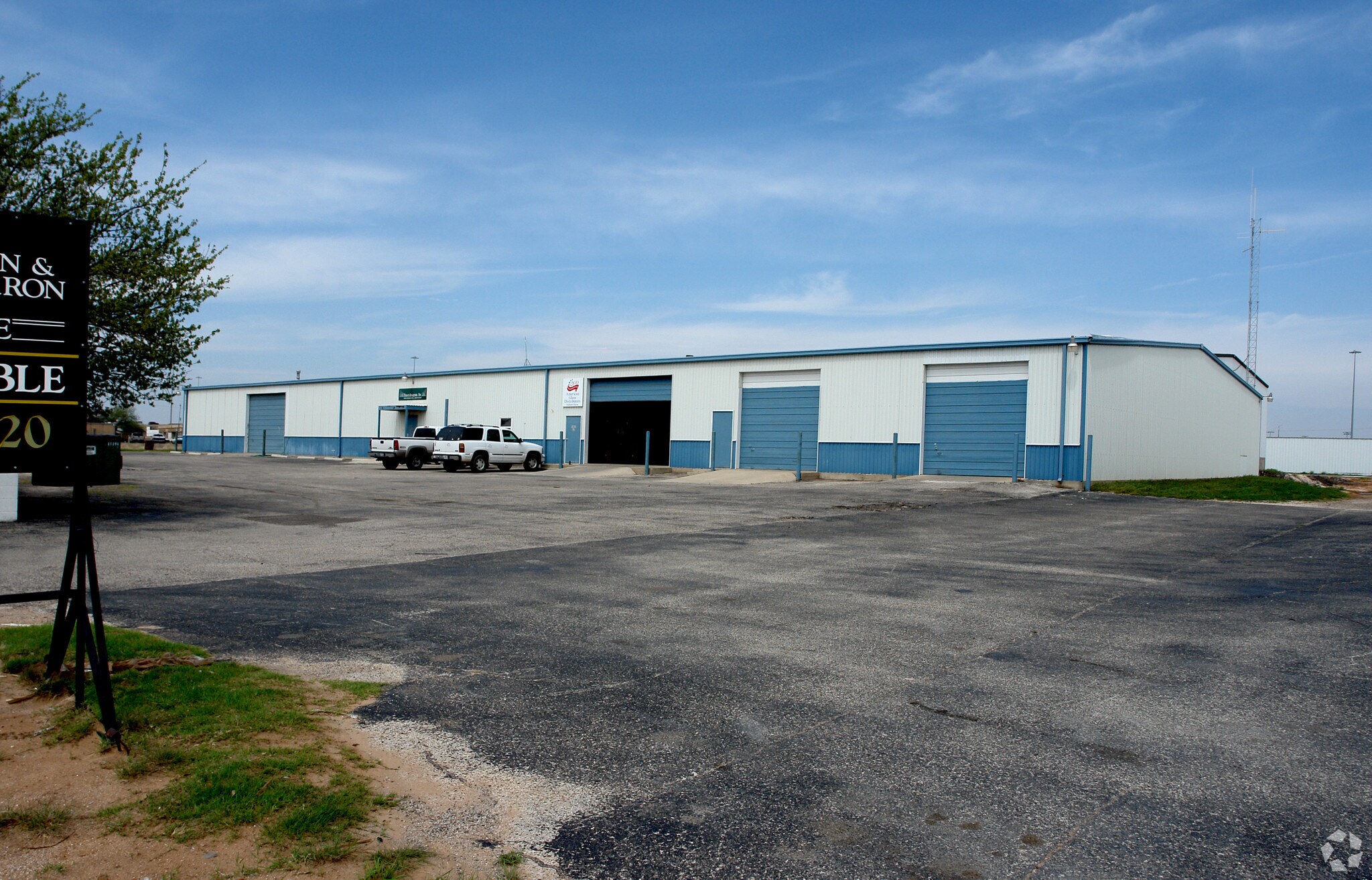 4916-5006 Basin St, Midland, TX à louer Photo principale- Image 1 de 3