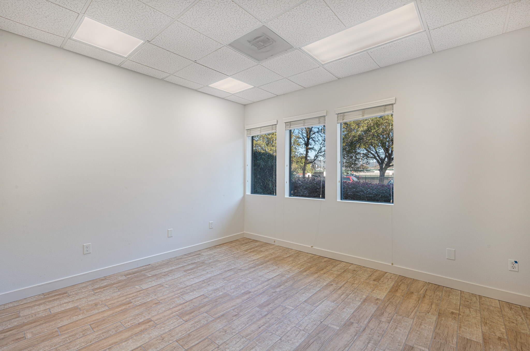 4865 Old Redwood Hwy, Santa Rosa, CA à louer Photo intérieure- Image 1 de 6