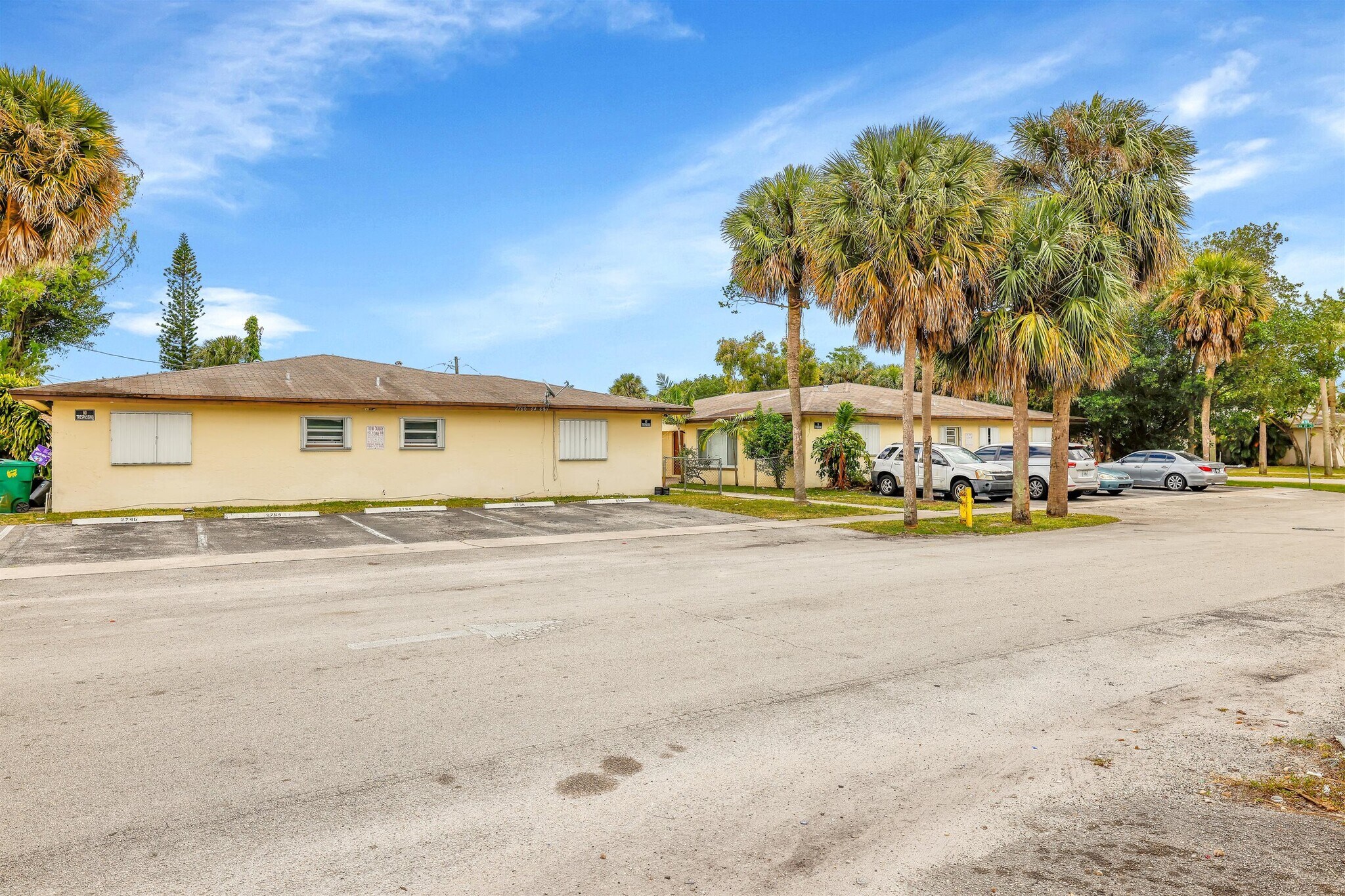2750 NW 58th Ter, Fort Lauderdale, FL à vendre Photo du bâtiment- Image 1 de 22