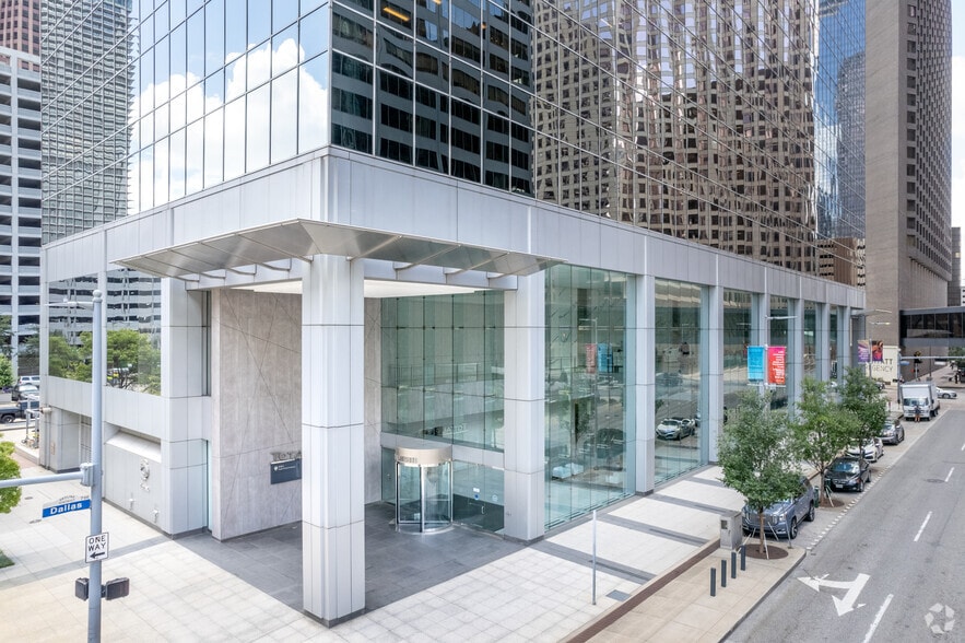 1201 Louisiana St, Houston, TX for lease - Building Photo - Image 3 of 3
