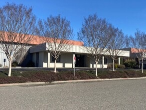 357 Sutton Pl, Santa Rosa, CA for lease Interior Photo- Image 1 of 3