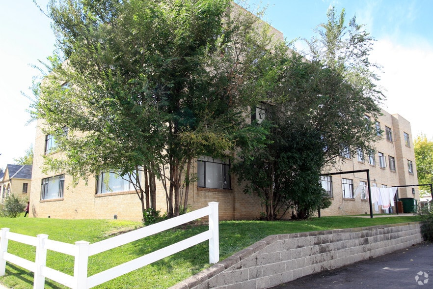 1475 Cherry St, Denver, CO à vendre - Photo du bâtiment - Image 2 de 21