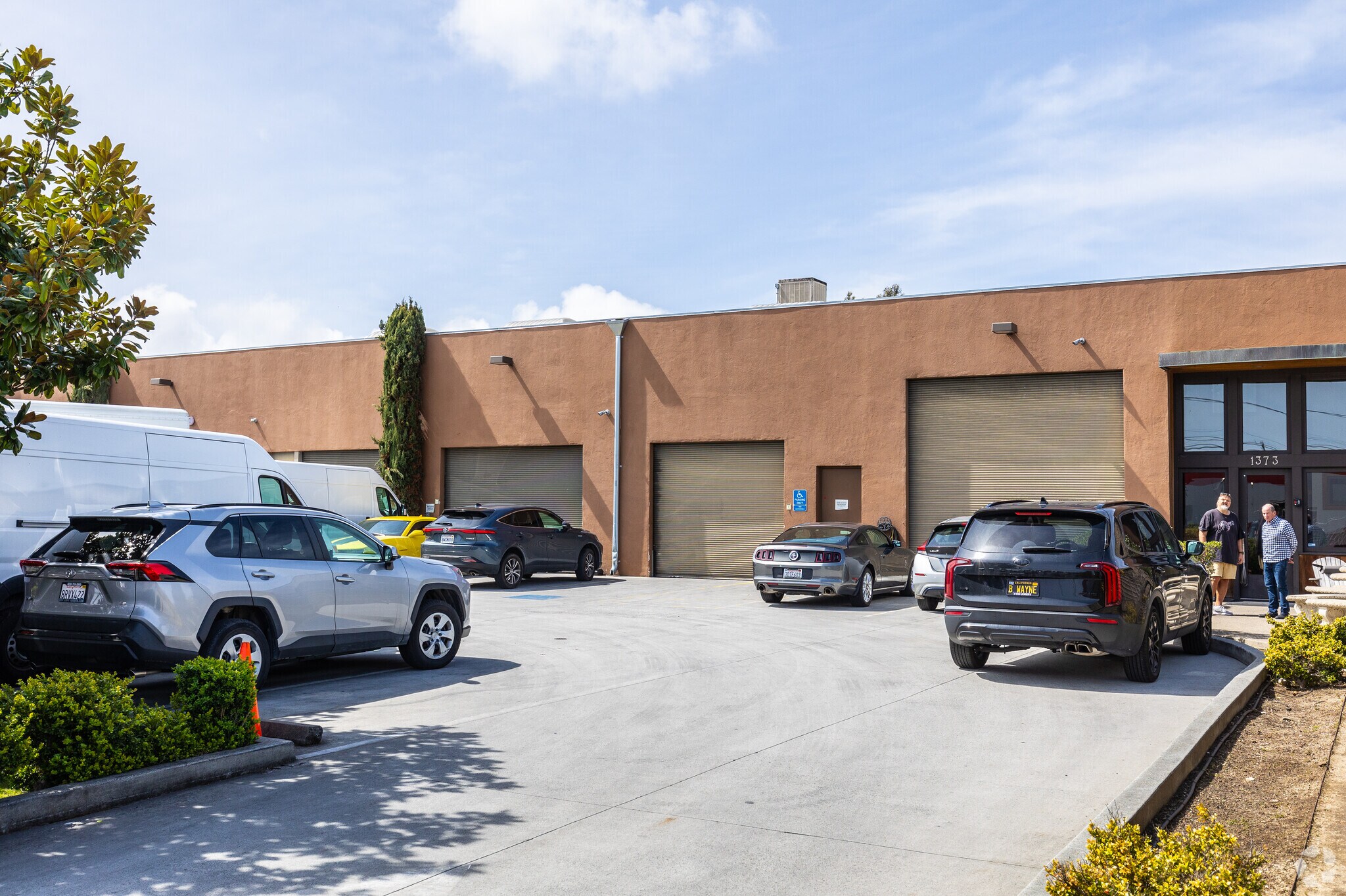 1369-1373 Lowrie Ave, South San Francisco, CA à vendre Photo principale- Image 1 de 7