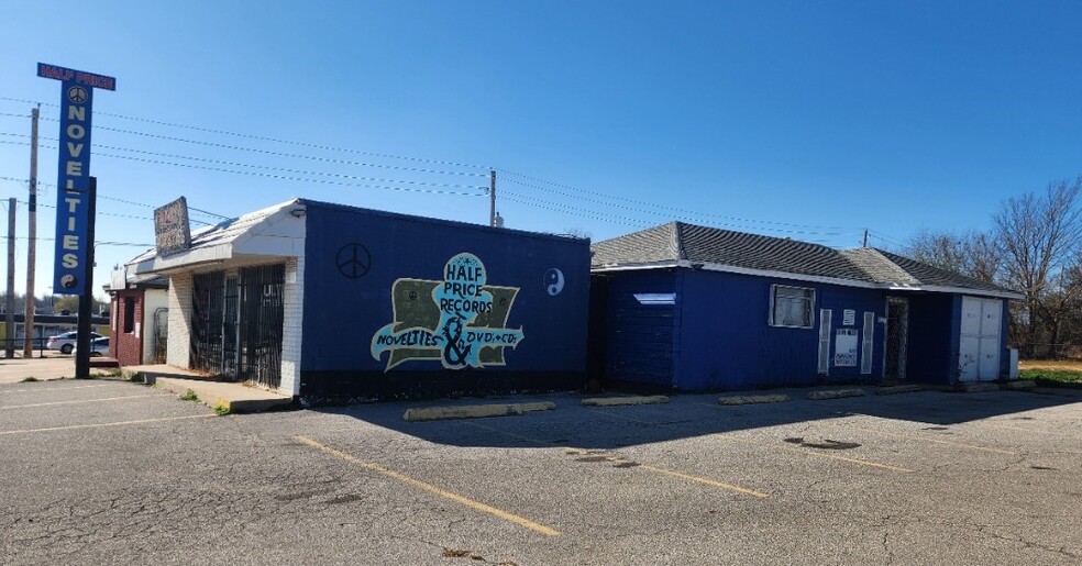 2610 NW Sheridan Rd, Lawton, OK à vendre - Photo du bâtiment - Image 2 de 3