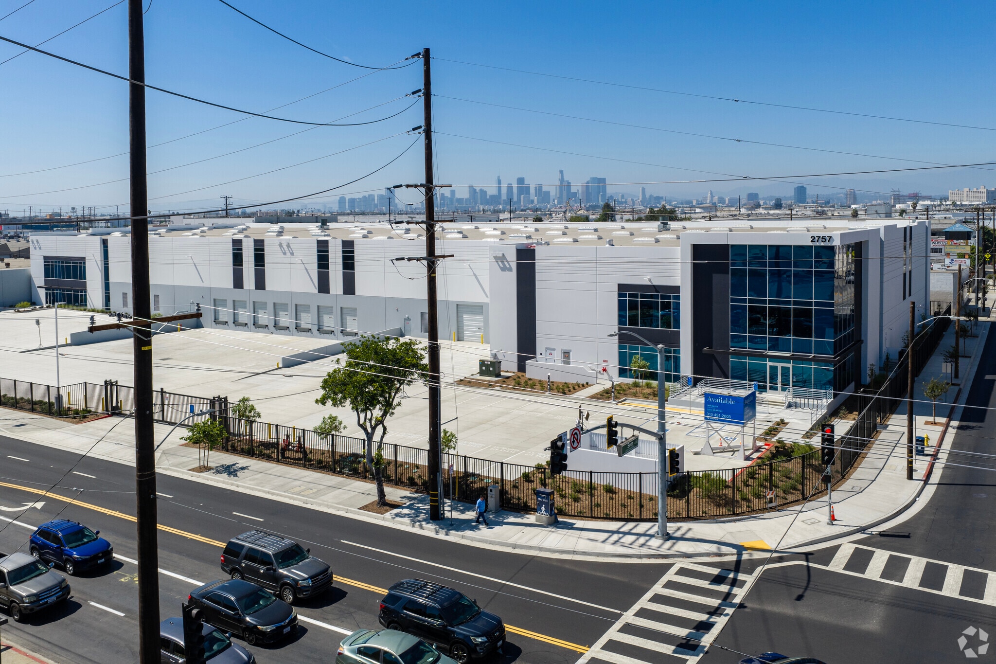 2757 Leonis Blvd, Vernon, CA for lease Primary Photo- Image 1 of 6