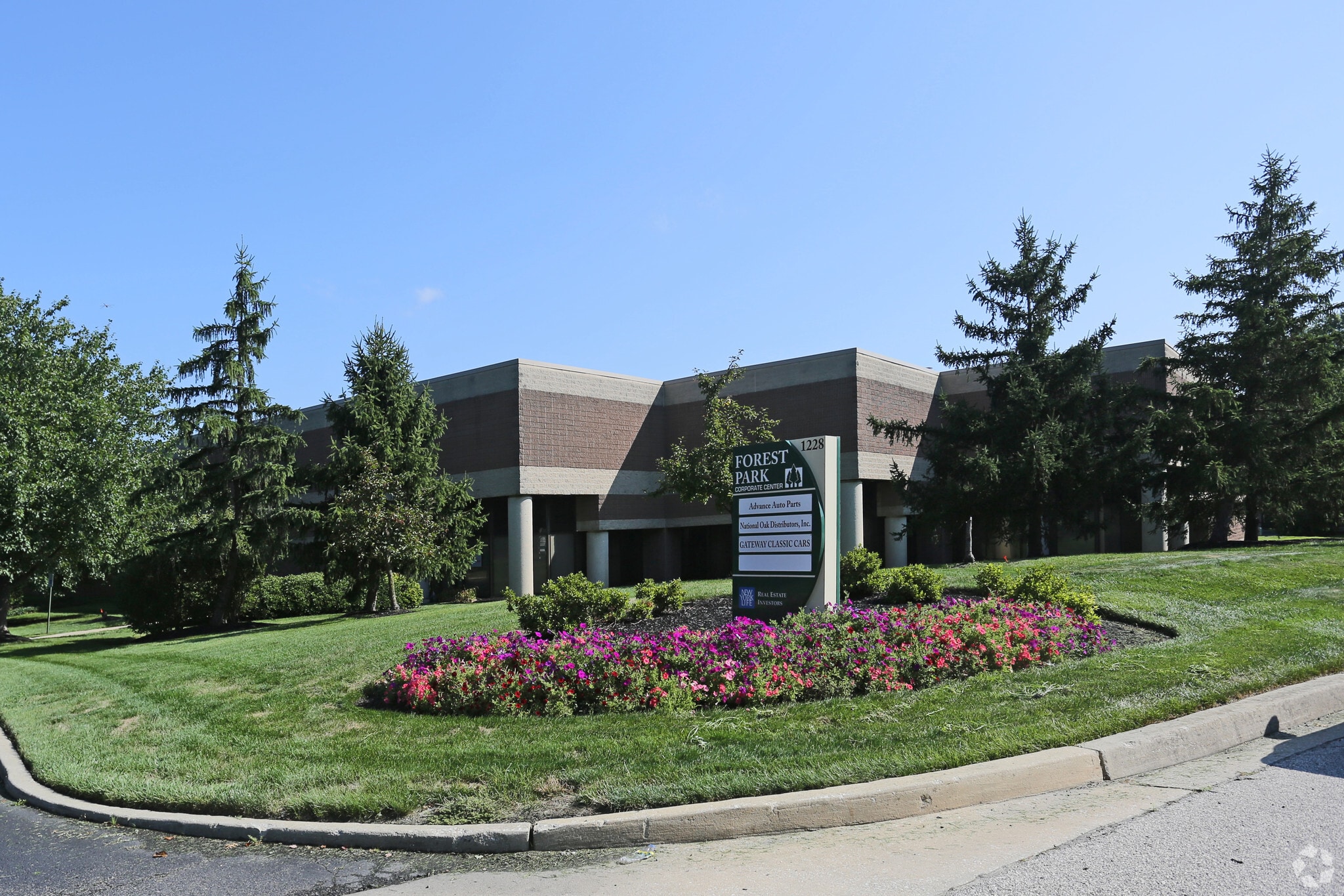 1228 Forest Pky, West Deptford, NJ for lease Primary Photo- Image 1 of 14