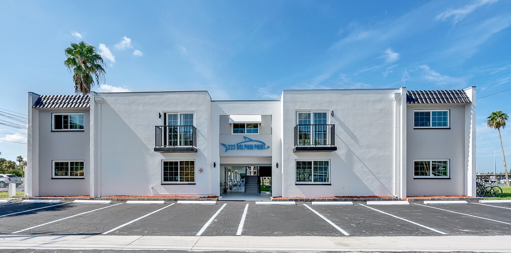 223 Dolphin Pt, Clearwater, FL for sale Building Photo- Image 1 of 18