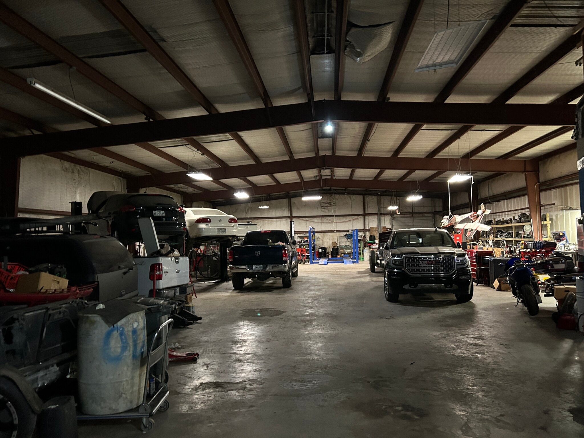 440 N Broadway St, Joshua, TX à louer Photo du bâtiment- Image 1 de 13