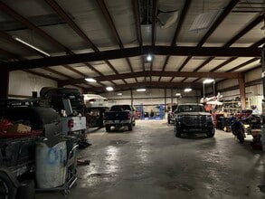 440 N Broadway St, Joshua, TX à louer Photo du bâtiment- Image 1 de 13