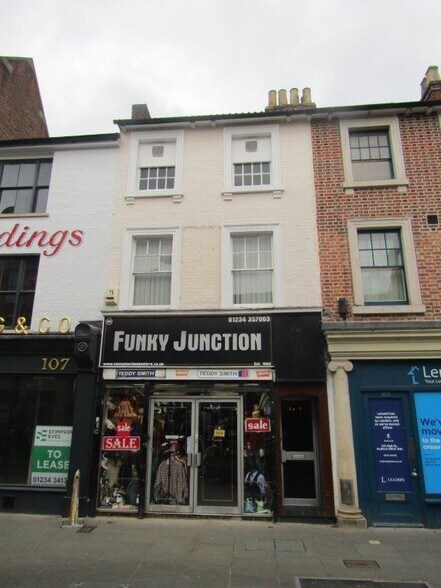 105 High St, Bedford à louer - Photo du bâtiment - Image 3 de 11