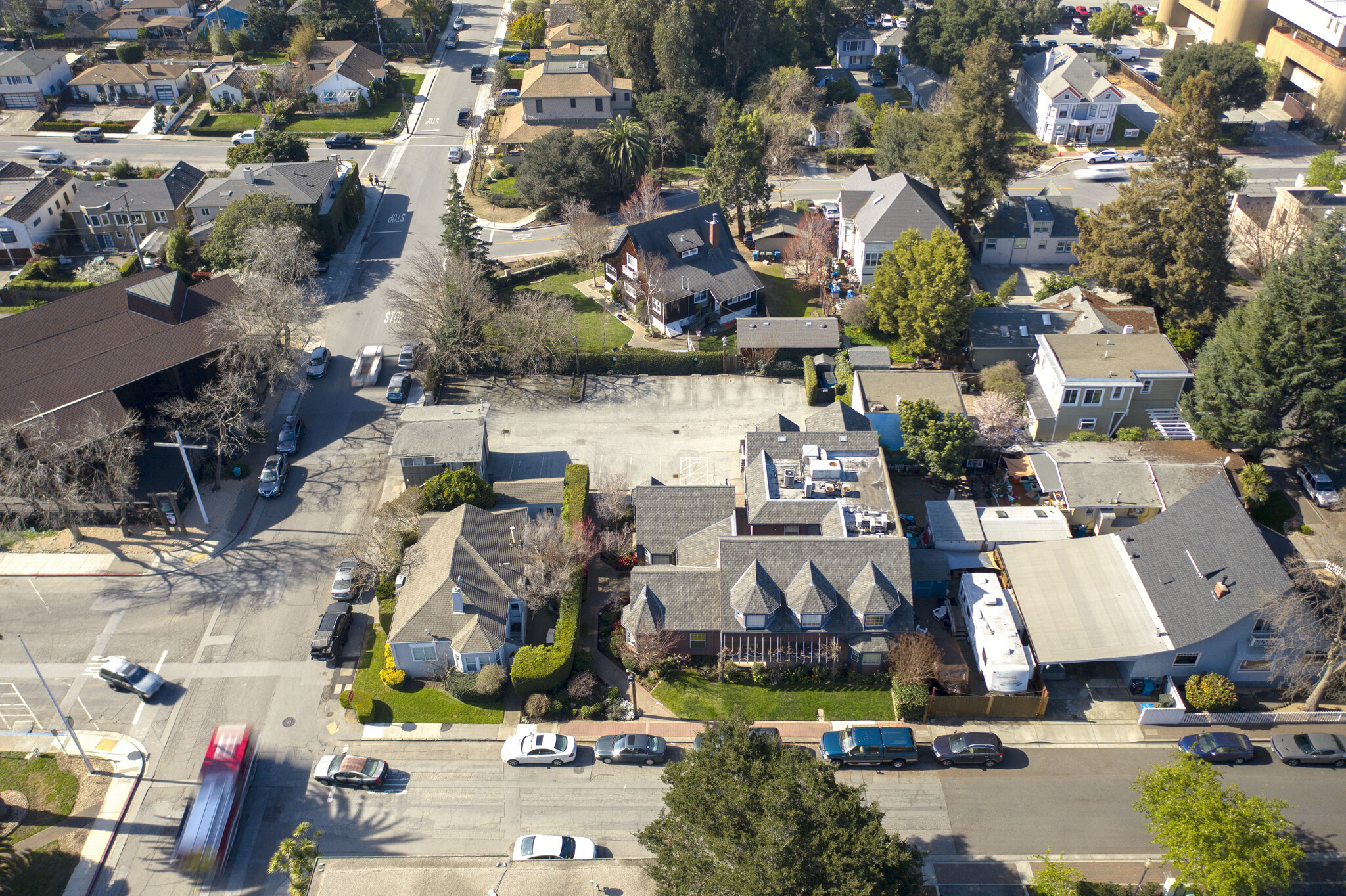 1250 Fifth Ave, Belmont, CA à vendre Photo principale- Image 1 de 1