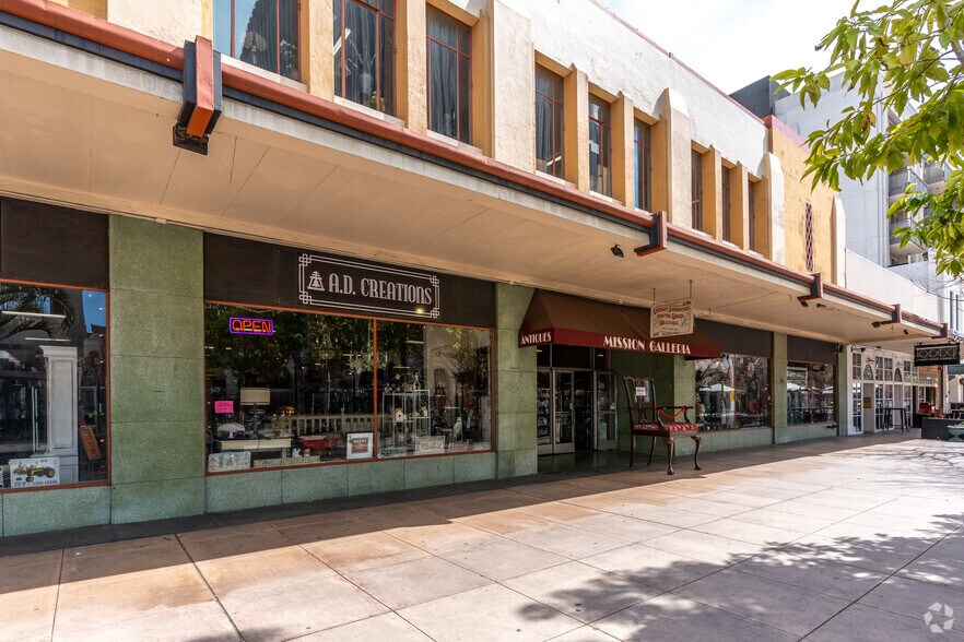 3700 Main St, Riverside, CA à vendre - Photo du bâtiment - Image 3 de 5