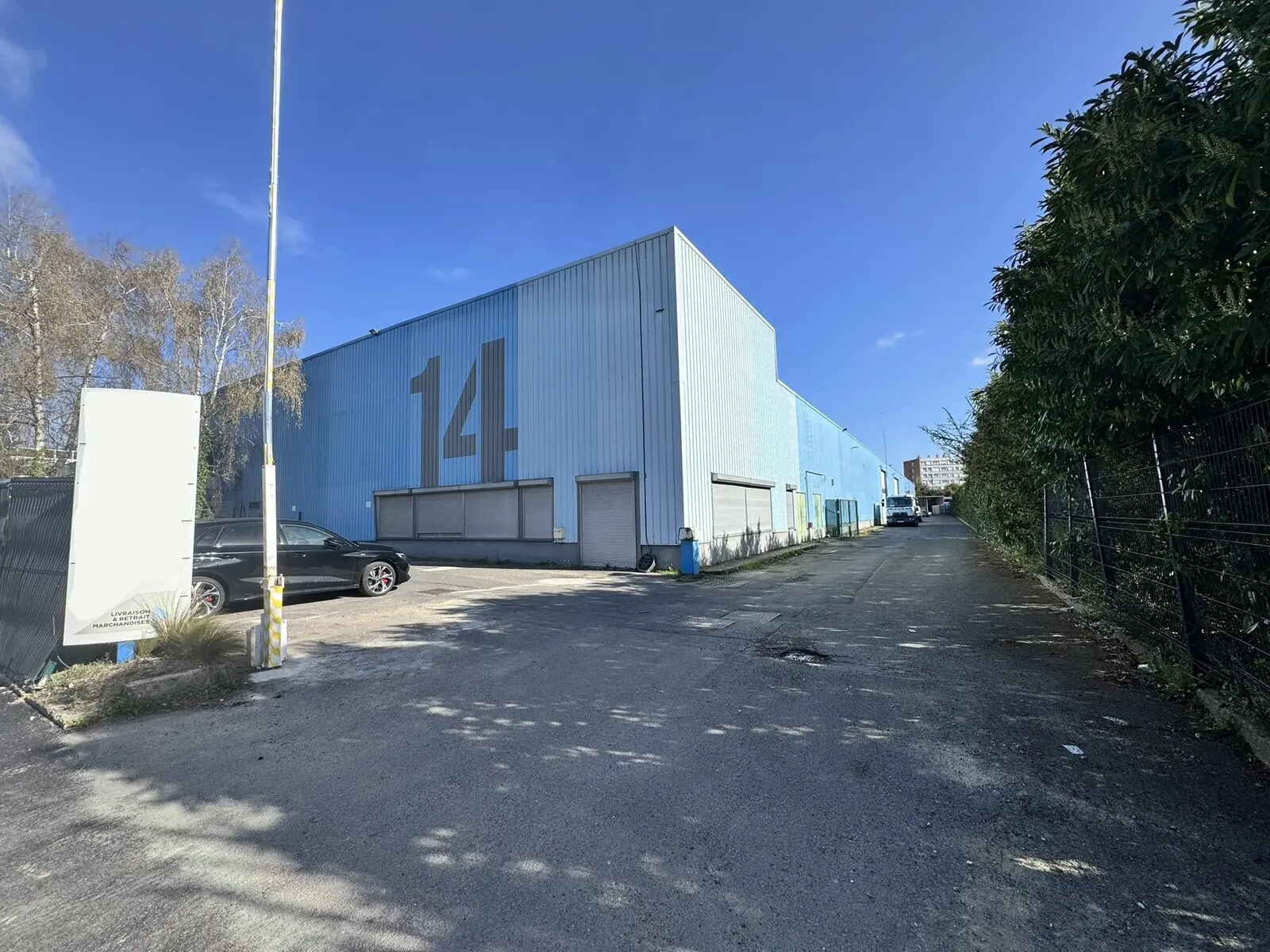 Flex in Argenteuil for lease Primary Photo- Image 1 of 18