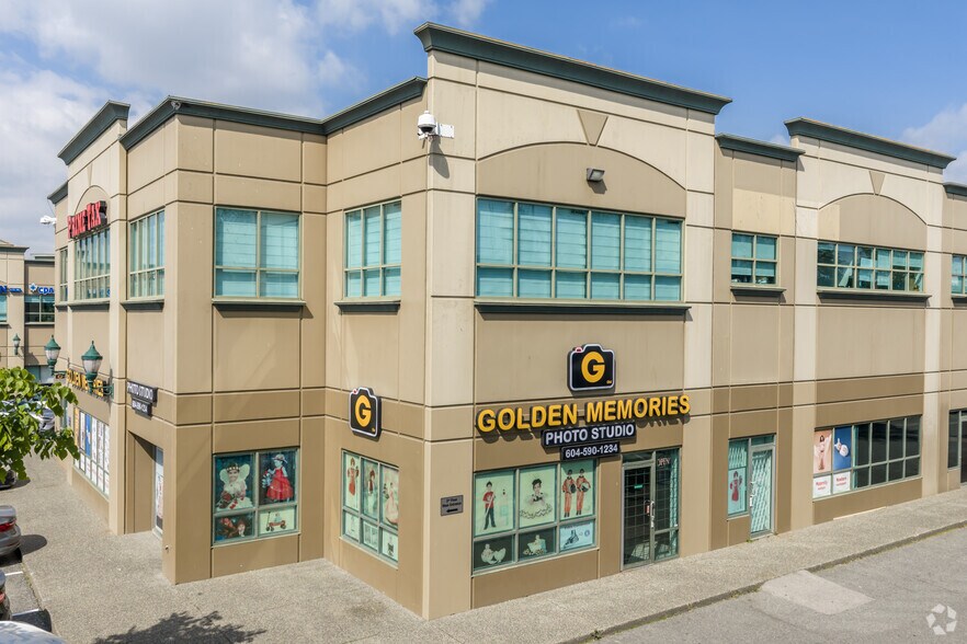 7928 128th St, Surrey, BC for sale - Building Photo - Image 2 of 4