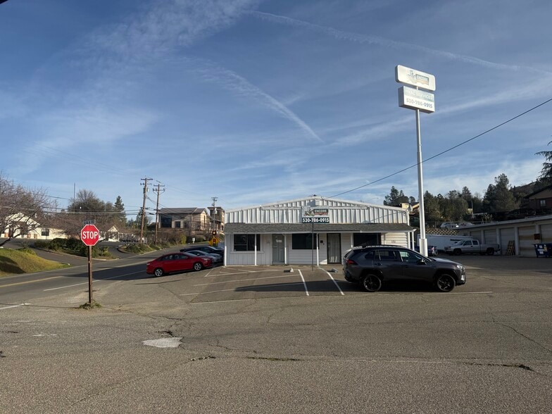 7530 Green Valley Rd, Placerville, CA for lease - Building Photo - Image 2 of 4