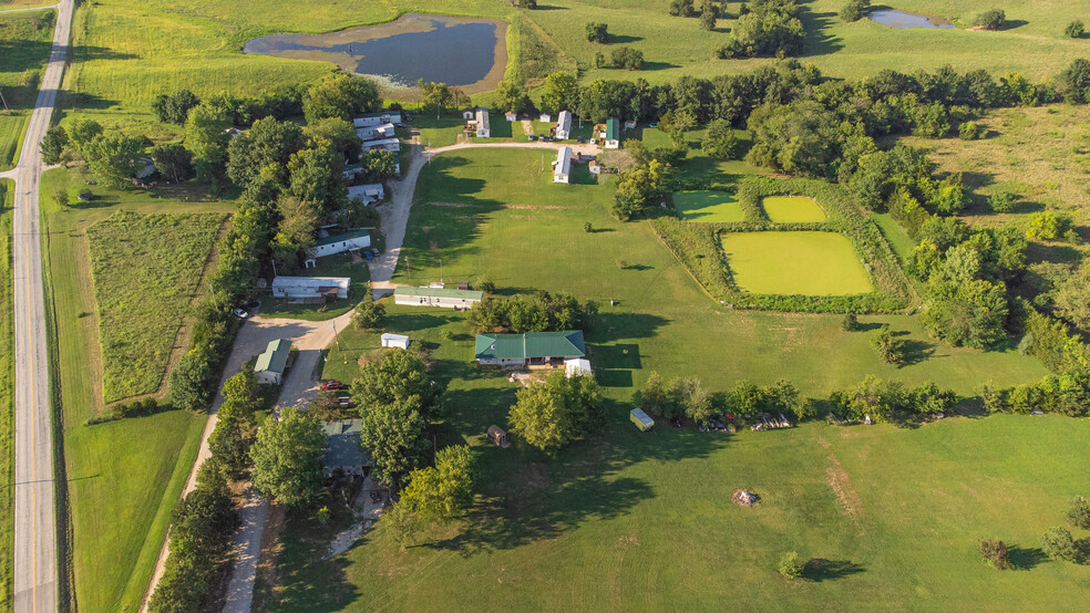 555 SE County Road Y, Warrensburg, MO for sale - Primary Photo - Image 1 of 1