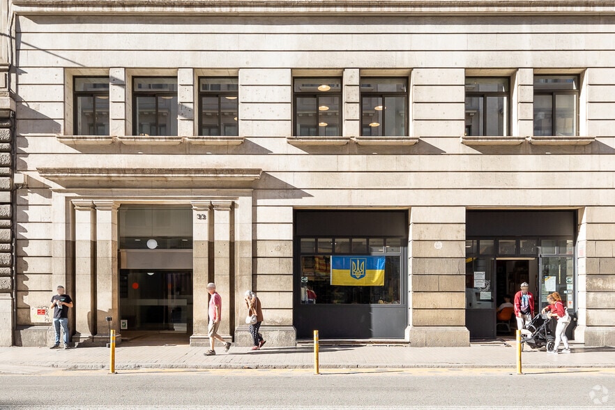 Bureau dans Barcelone, Barcelona à louer - Photo du bâtiment - Image 2 de 2