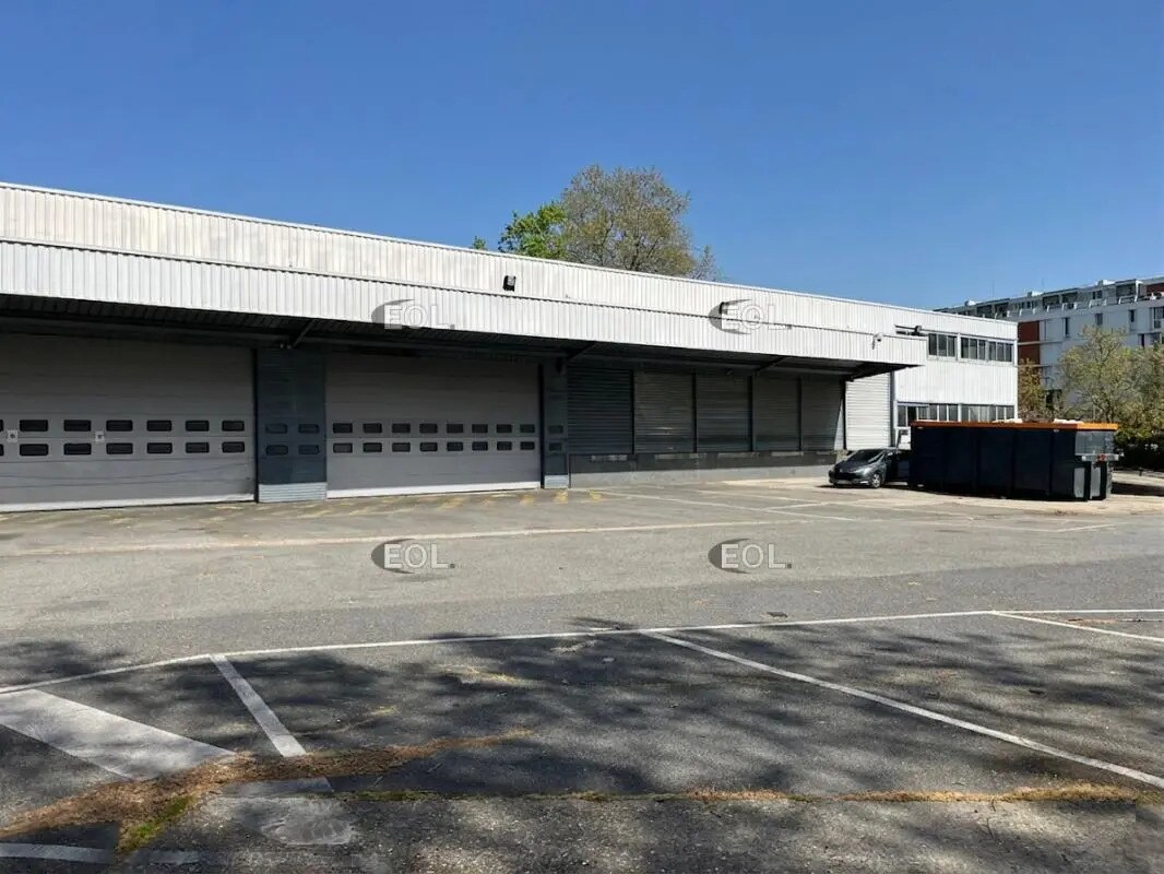 Flex dans Villeneuve-la-Garenne à louer Photo du bâtiment- Image 1 de 11