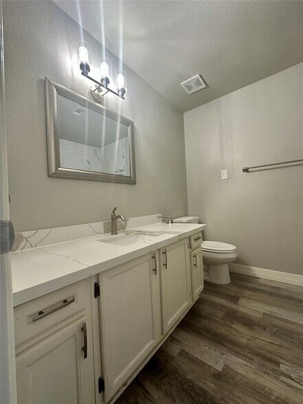 8 Units For Sale at Rivertree portefeuille de 8 propriétés à vendre sur LoopNet.ca - Photo du bâtiment - Image 3 de 20