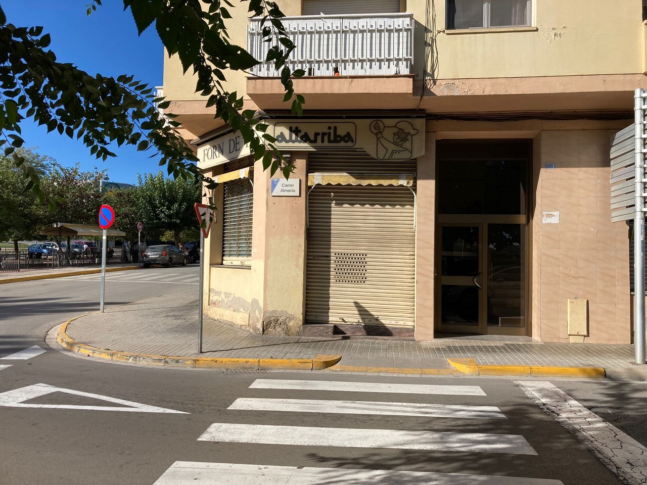 Commerce de détail dans Santa Margarida de Montbui, Barcelona à louer Photo intérieure- Image 1 de 7