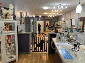 5403 Western Ave, Knoxville, TN for lease Interior Photo- Image 1 of 8