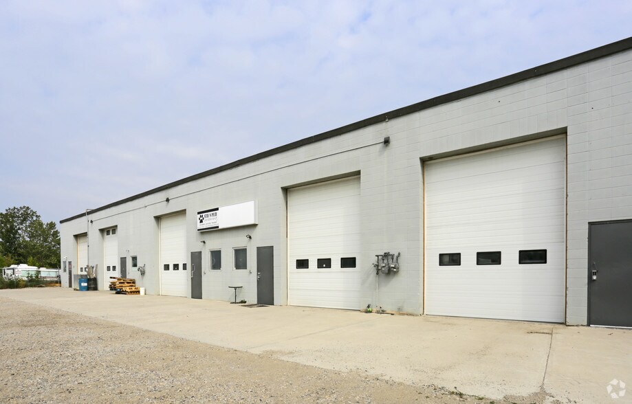 5 Bayside Pl, Strathmore, AB à vendre - Photo du bâtiment - Image 2 de 2