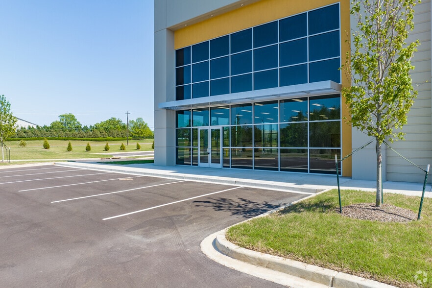 3715 US Hwy 51, Southaven, MS for lease - Building Photo - Image 2 of 21