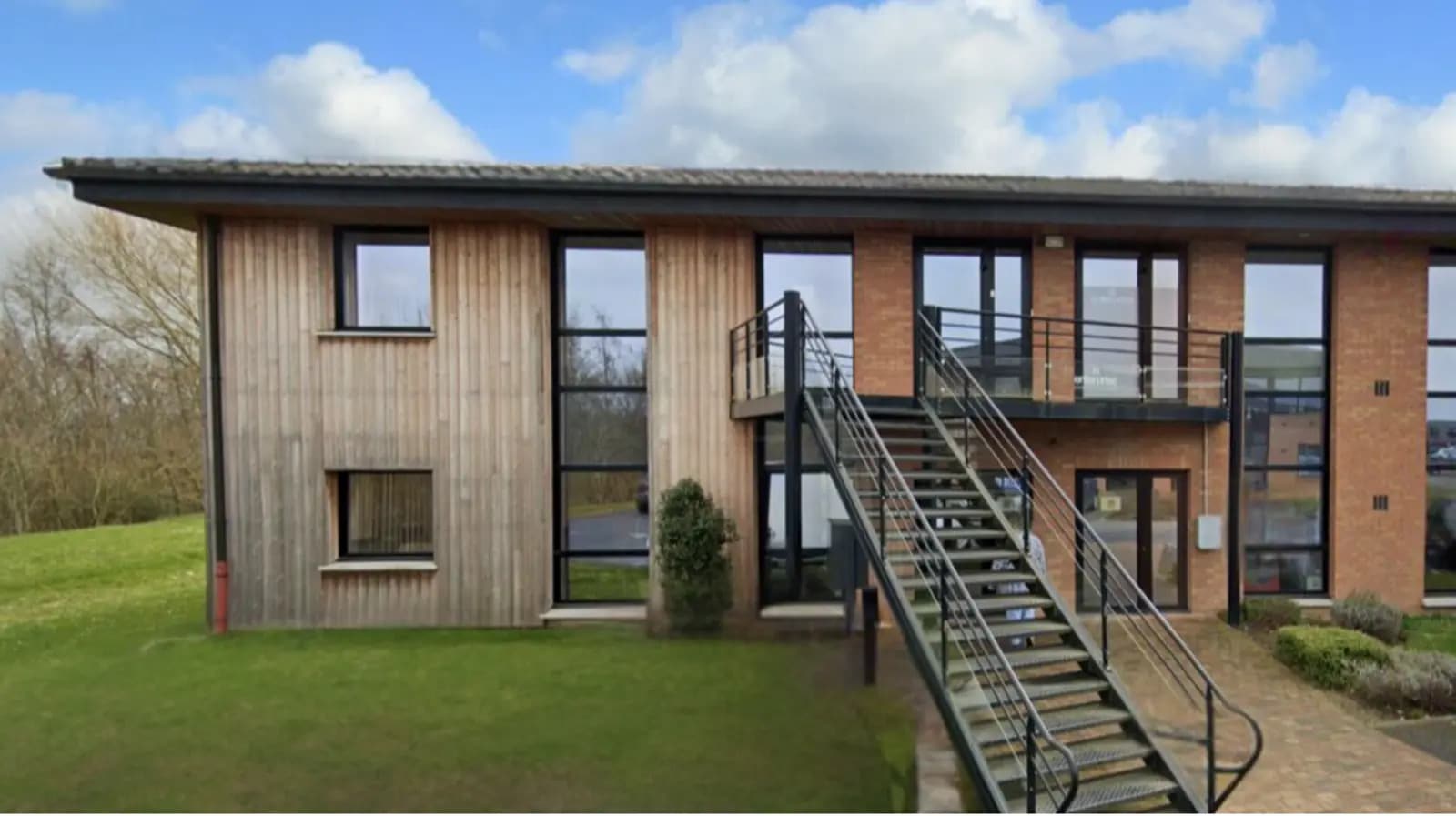 Office in VILLENEUVE-D'ASCQ for lease Building Photo- Image 1 of 13