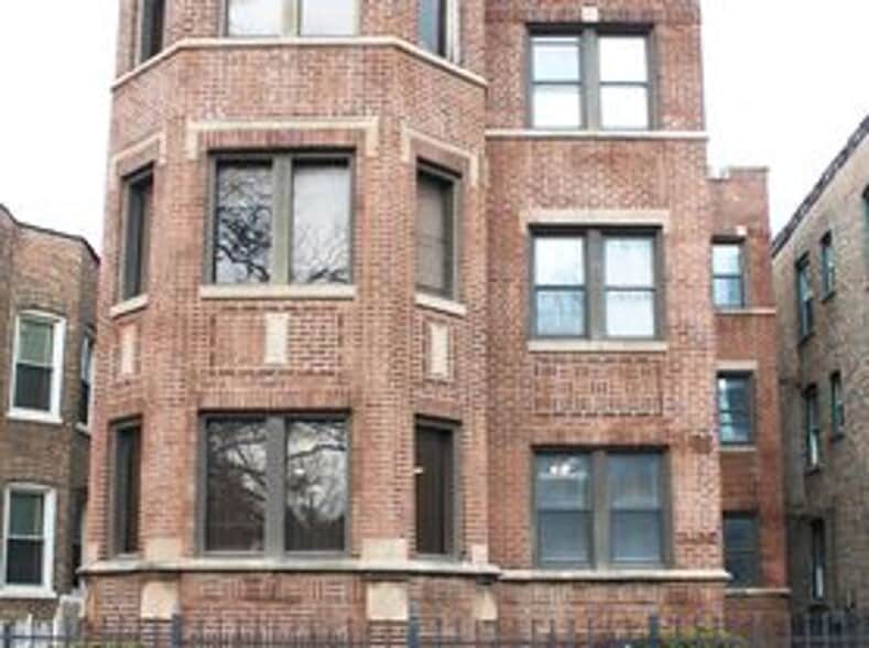 2253 W 111th St, Chicago, IL à vendre - Photo du bâtiment - Image 3 de 4