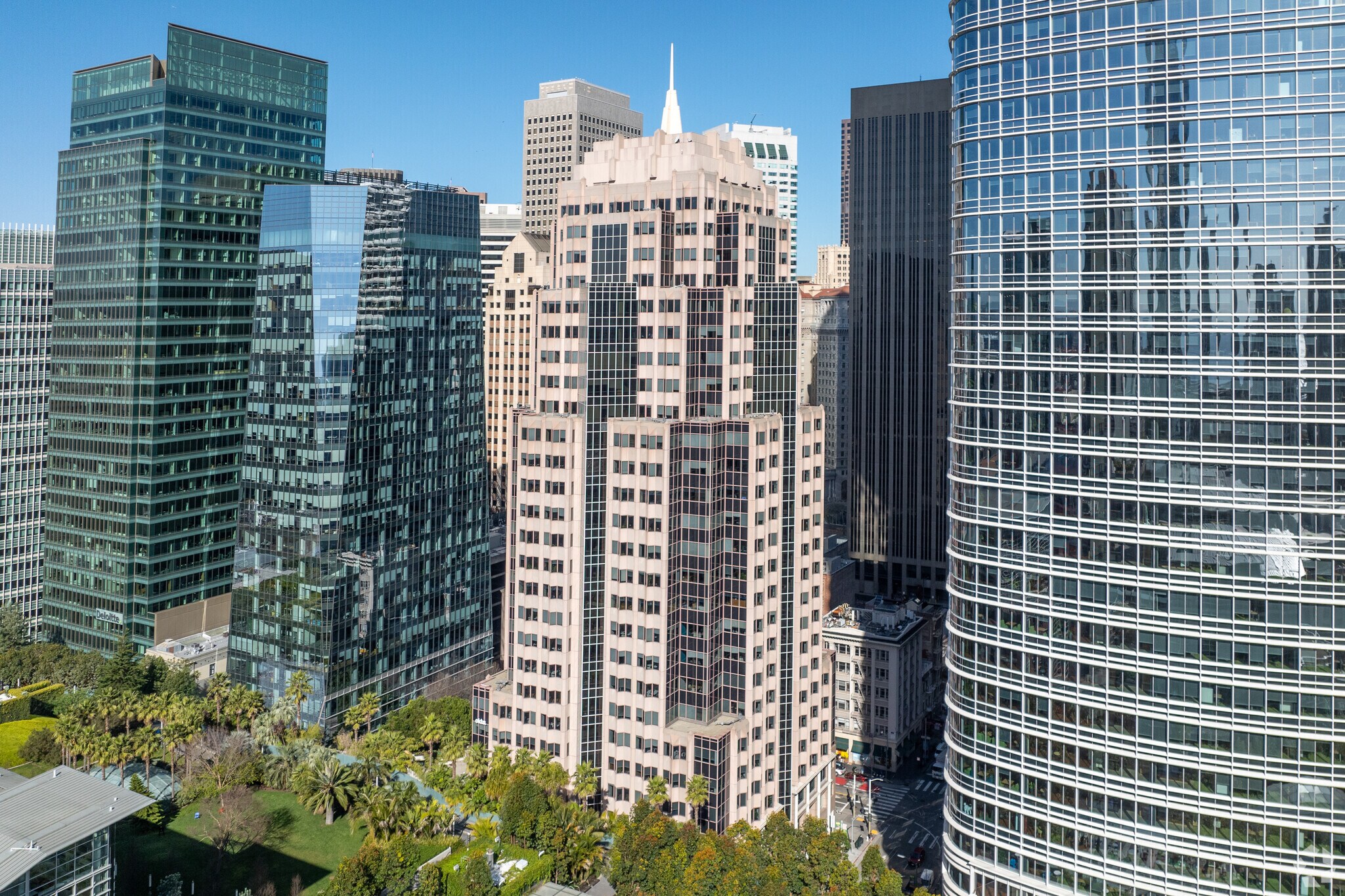 100 First St, San Francisco, CA for lease Building Photo- Image 1 of 3